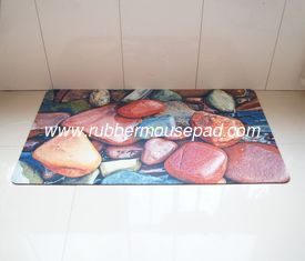China Washable Custom Rubber Floor Carpet Rectangular With No Fade And Shrink supplier